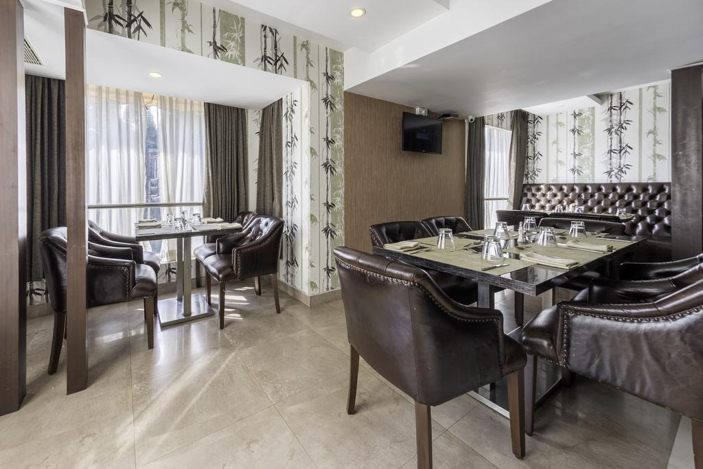 Treebo Trend J'S Five Two Boutique Hotel Chennai Exterior photo
