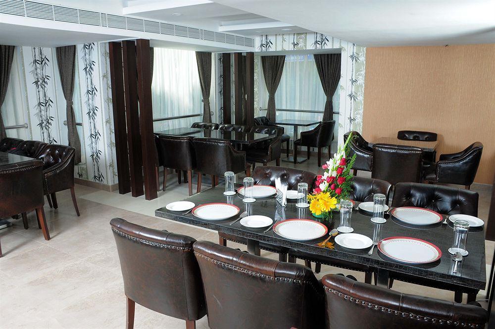 Treebo Trend J'S Five Two Boutique Hotel Chennai Exterior photo
