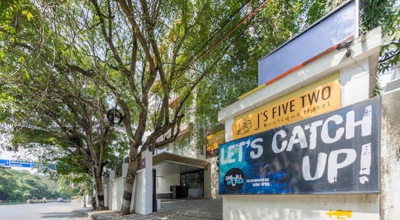 Treebo Trend J'S Five Two Boutique Hotel Chennai Exterior photo